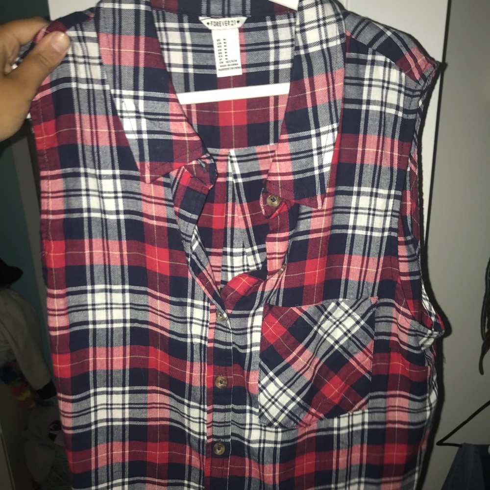 Red white & blue flannel top